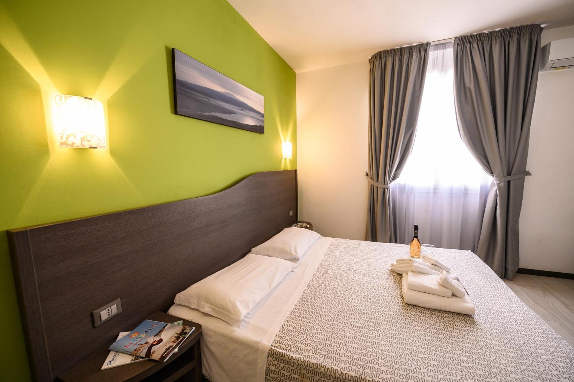 Hotel Rainbow Resort 马尔萨拉 外观 照片